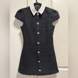 Elegant Black Dress with White Collar